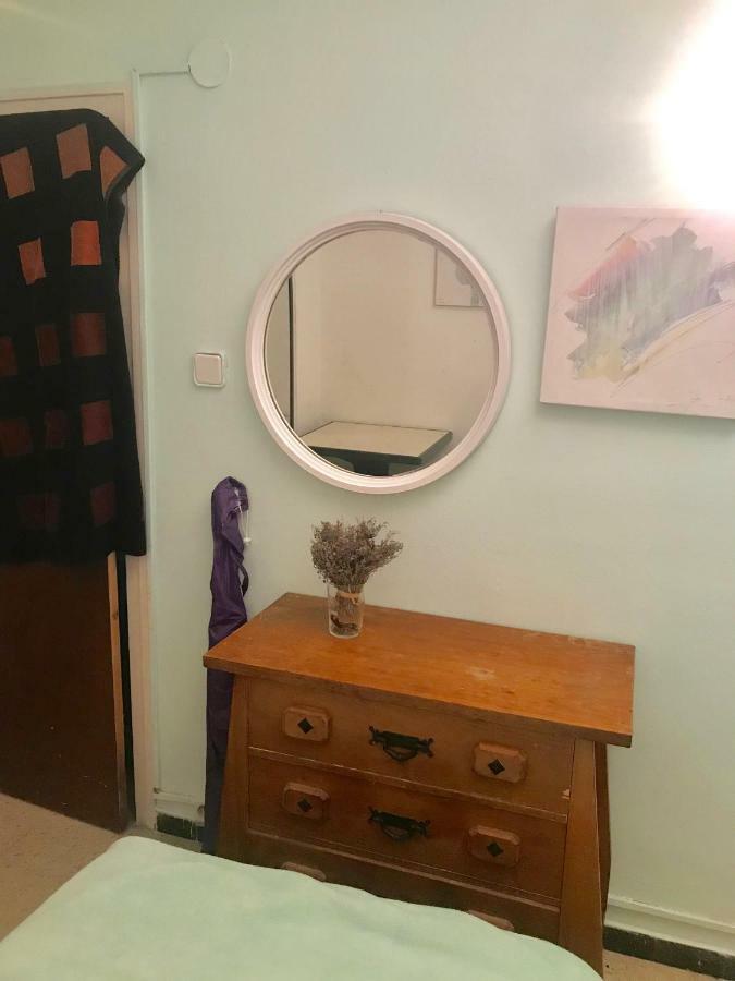 Habitaciones Compartidas En Un Apartamento ซาลอว์ ภายนอก รูปภาพ